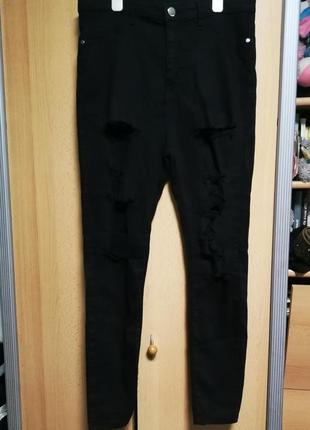 Новые рваные джинсы boohoo,большой размер