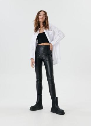 Штани зі штучної шкіри