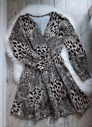 Сукня плаття принт леопард з декольте