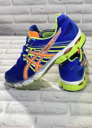 Кросівки asics