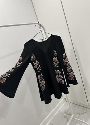 Платье h&m с вышивкой черное платье h&m3 фото