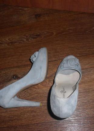 Замшеві туфлі