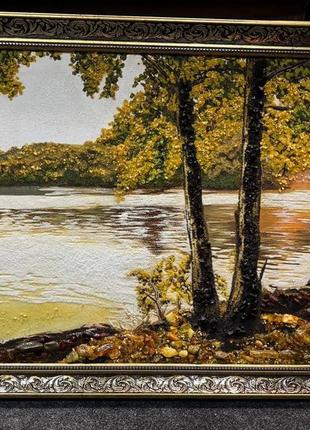 Картина з бурштину «озеро у лісі»