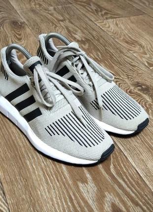 Мужские кроссовки adidas swift run