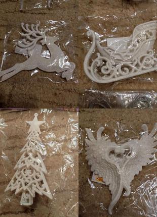 Игрушки декор фигурки на елку гном, крылья , санки, олень, паравоз, туфелька3 фото