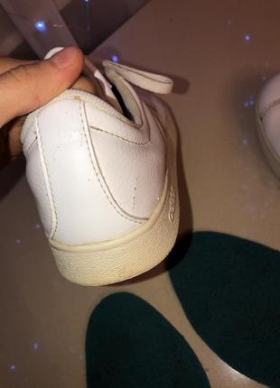 Кожаные белые кроссовки кеды girls adidas court адедас оригинал8 фото