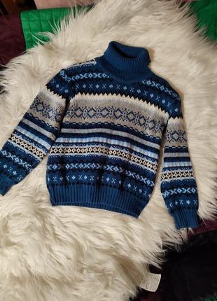 Теплый свитер на 3-4 года1 фото