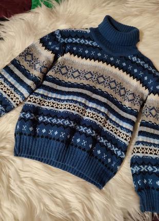 Теплый свитер на 3-4 года3 фото