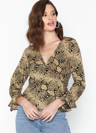 Нова брендова блузка на запах "only" зі зміїним принтом. розмір м.6 фото