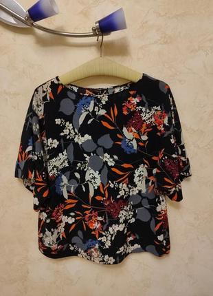 Красивая кофточка блузка в цветочный принт1 фото