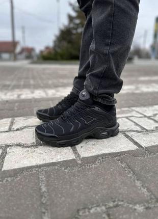 Крутезные кроссовки nike air max plus tn black white модные кроссовки найк аир макс рлюс тн черные с белым6 фото