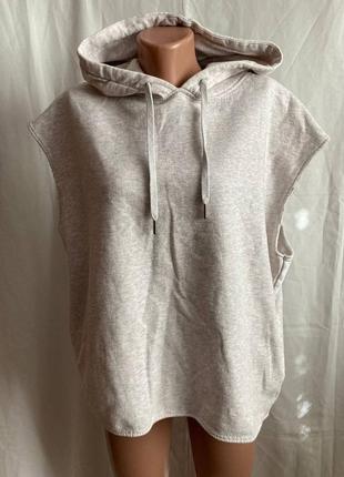 Женское худи без рукавов