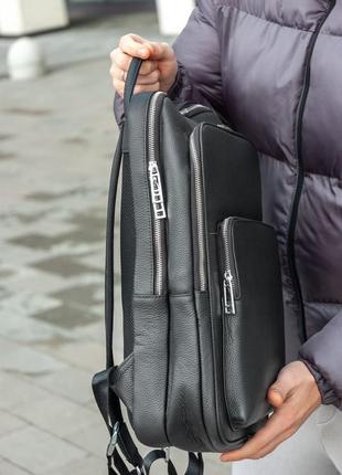 Мужской качественный и стильный рюкзак из натуральной кожи10 фото