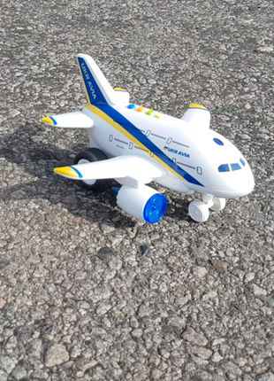 Літак usb avia