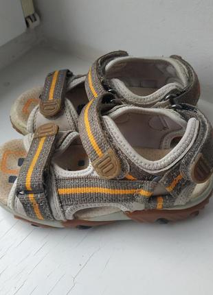 Кожаные босоножки, сандалии superfit 25р. 16 см.1 фото