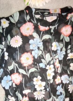 Красивая шифоновая блуза в цветы3 фото