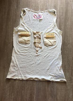 Фірмова маєчка з бісером