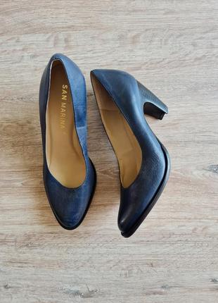 Шкіряні жіночі туфлі на каблуку san marina2 фото