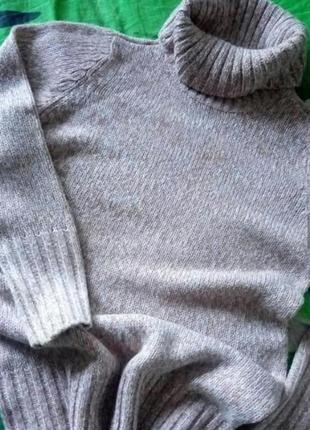 Теплый, мягкий объемный свитер1 фото