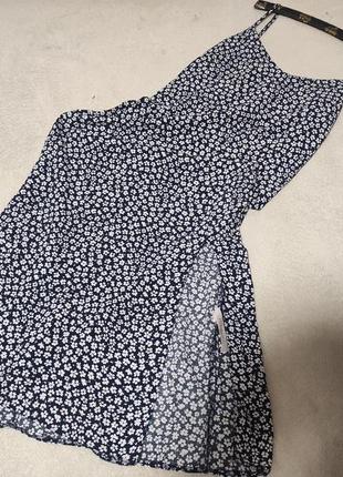 Актуальна сукня сарафан з розрізом в квітковий принт від primark3 фото