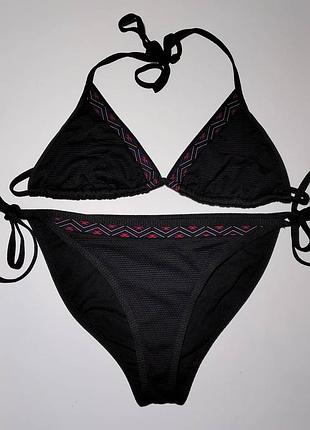 Фірмовий відкритий купальник