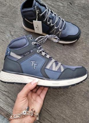 Мужские  ботинки tomtailor 42-27,5cm стелька
оригинал 
легкие и удобные