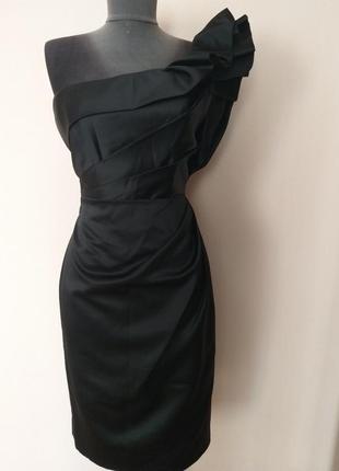 Нарядне чорне плаття на одне плече1 фото