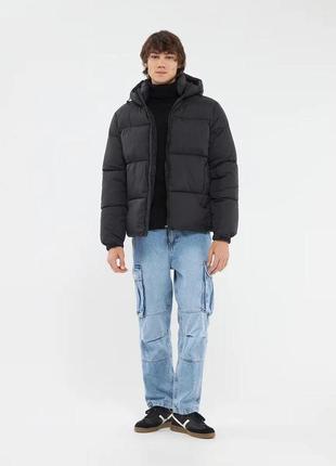 Чоловіча куртка зимова чорна. розміри м (50).1 фото