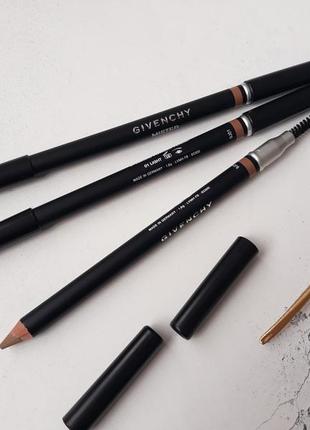 Пудровий олівець для брів givenchy mister eyebrow powder pencil