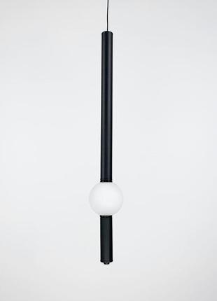 Дизайнерский вертикальный светильник в черном каркасе.2 фото