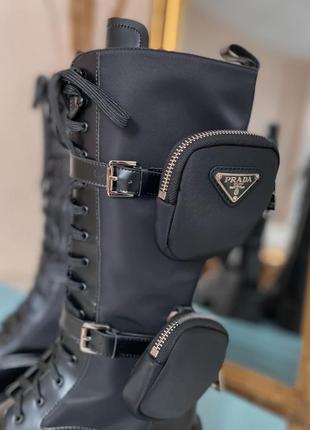 Ботинки женские prada boots zip pocket black high lux черные (прада бутс, черевики)5 фото