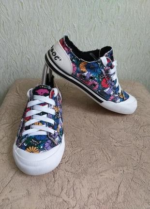 Rocket dog. крутые кеды в цветочек. мокасины. джинсовые кеды.