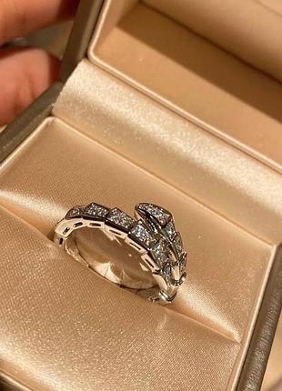 Каблучка  в стилі bvlgari