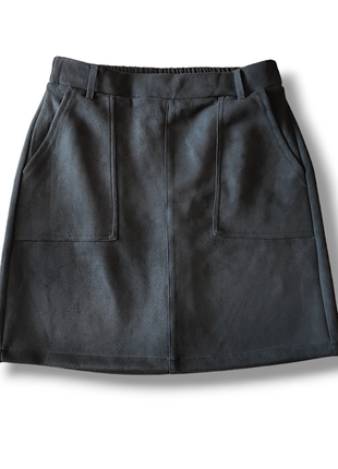 Женская юбка под замш с накладными карманами1 фото