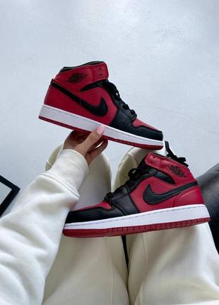 Кроссовки nike air jordan 1 retro mid « banned bred&nbsp;»9 фото