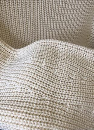 Теплый женский свитер