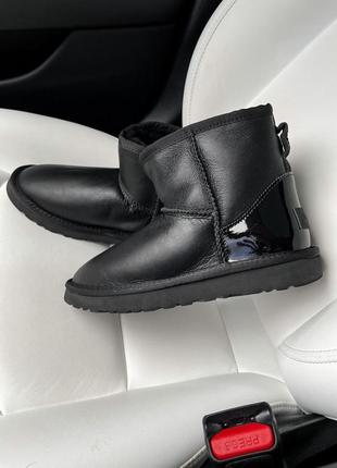 Уггі угги угг ugg mini black lacquer7 фото