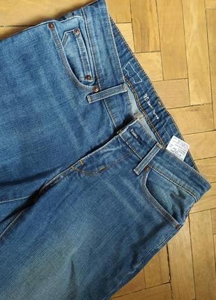 Джинсы прямые levis