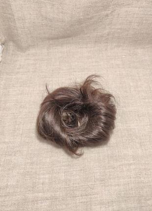 Резинка для волосся зі штучного волосся коричневий4 фото