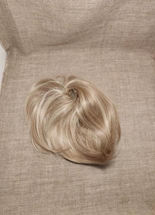 Резинка для волосся зі штучного волосся блонд1 фото