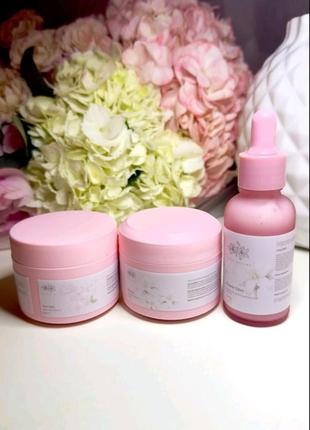 Комплексний догляд за обличчям anti age із лінійки косметики"квіткова вишуканість" від lily`s allure