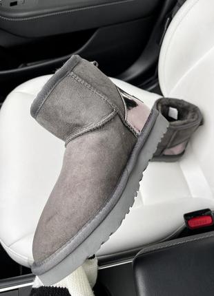 Угги угги угг ugg mini grey patent peel4 фото