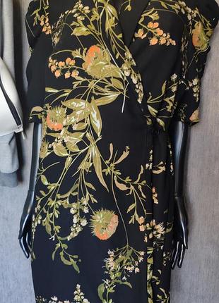 Очень красивое платье пиджак