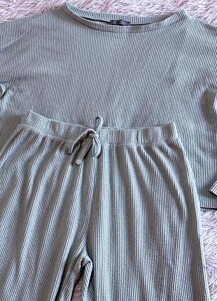 Нежный домашний костюм new look в рубчик