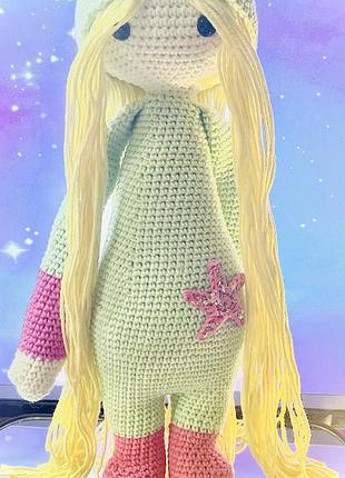 Лялька в костюмі єдинорога