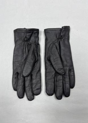 Женские кожаные фирменные перчатки на подкладке4 фото