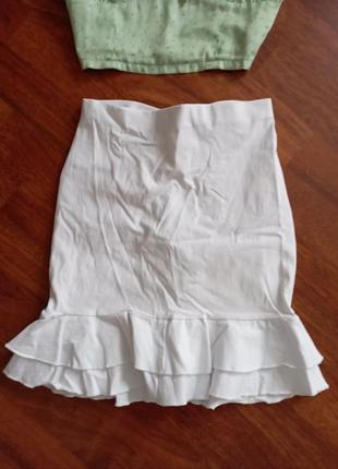 Актуальная, модная, стильная юбка с волонами prettylittlething3 фото