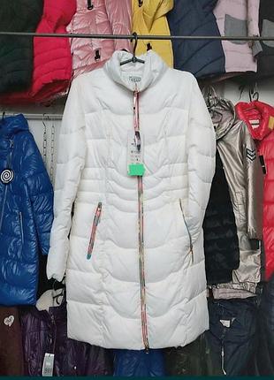 Скидка зимняя белая куртка