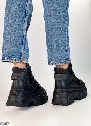 Женские зимние черные высокие кроссовки на платформе2 фото