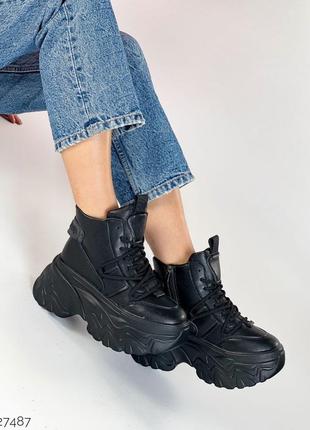 Женские зимние черные высокие кроссовки на платформе10 фото